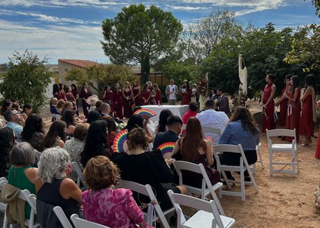 Ceremonia civil sonorizada al aire libre